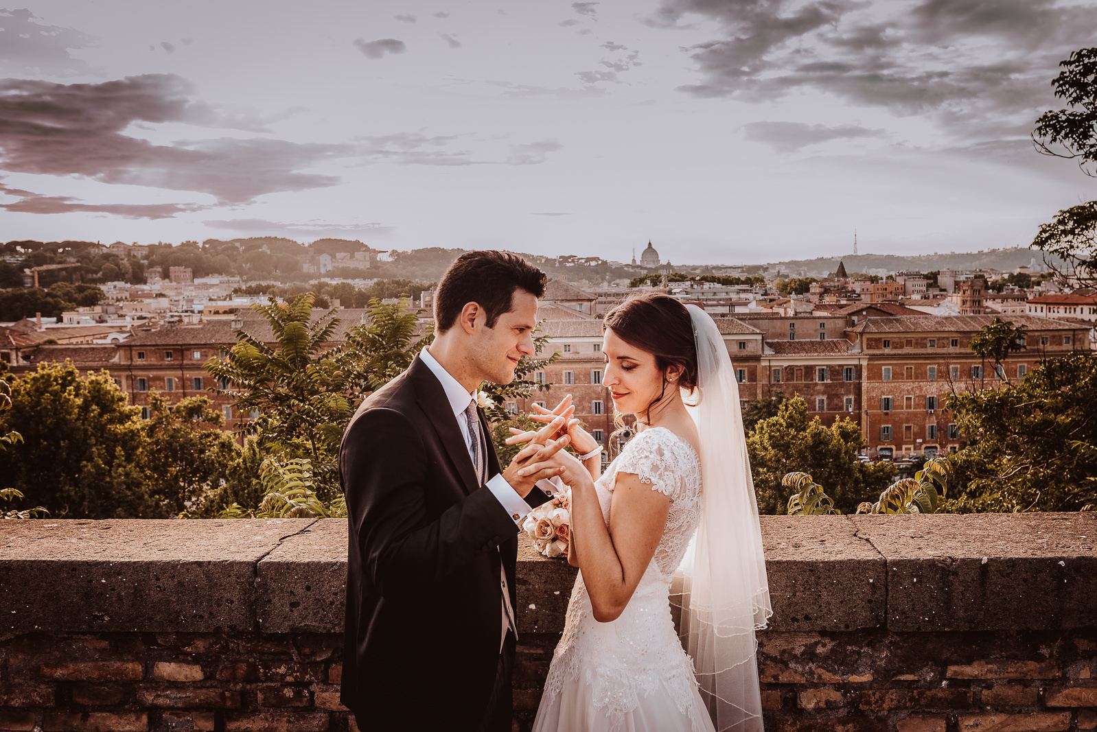 Wedding & Elopement Photographer – Tuscany & ItalyHow to elope in Italy | A  step by step guide -